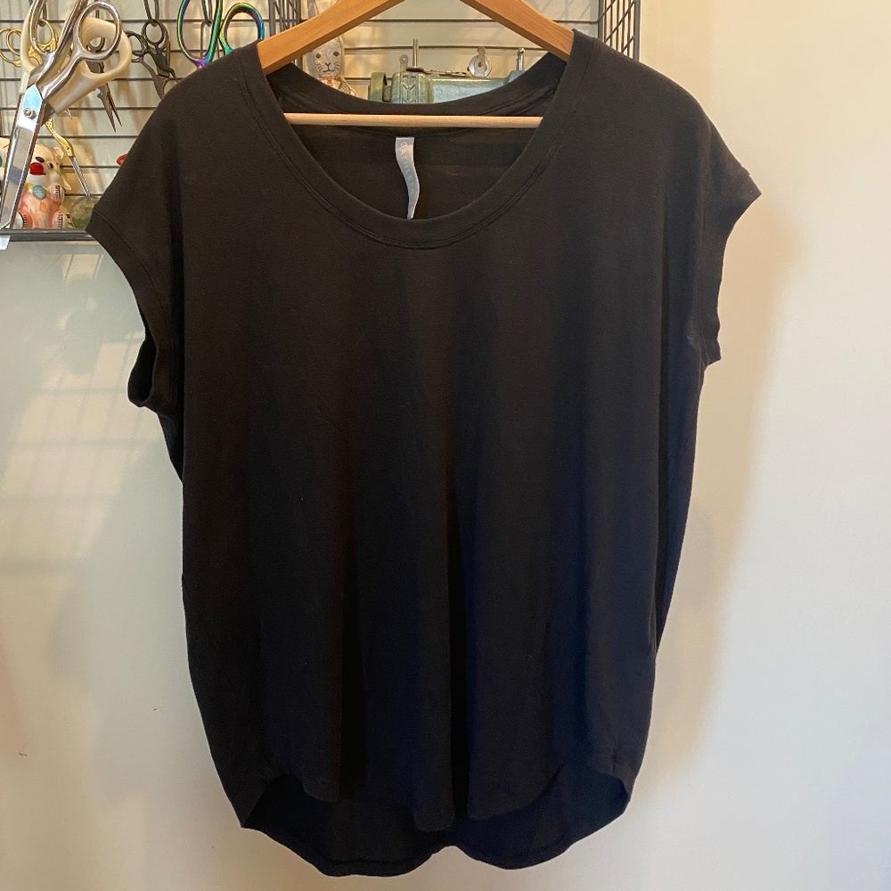 Soft Athleta lounge tee